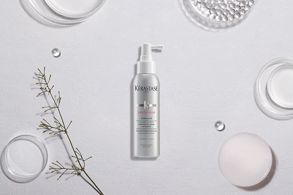 Stimuliste Spray dirancang khusus untuk menutrisi sekaligus mencegah kerontokan rambut. Produk ini dapat menstimulasi produksi rambut dan meningkatkan volume rambut secara bersamaan.